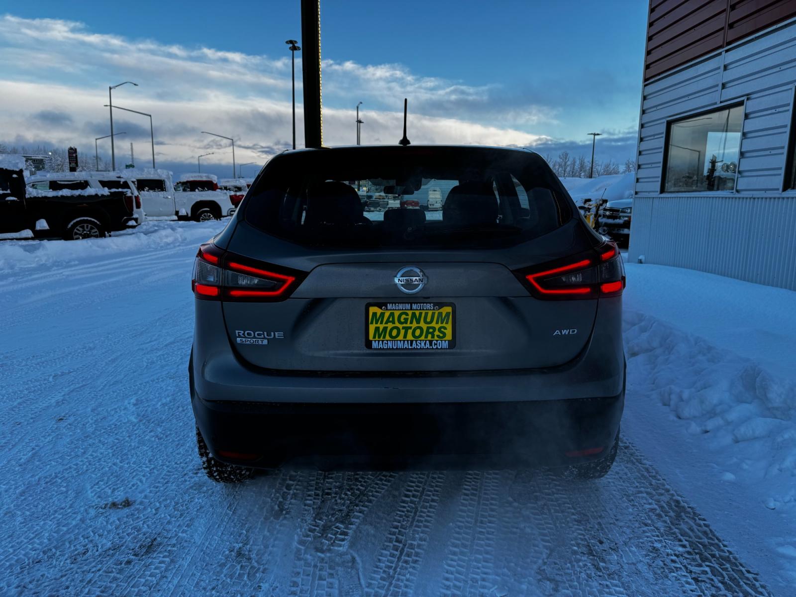 2021 Gray /Black Nissan Rogue Sport Sport (JN1BJ1AW9MW) with an 2.0L 4-Cylinder engine, located at 1960 Industrial Drive, Wasilla, 99654, (907) 376-5555, 61.573475, -149.400146 - Photo #4